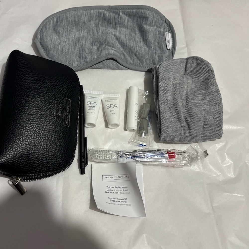 The White Company Black Textured Toiletry Bag Fully Stocked NWOT - Picture 6 of 6